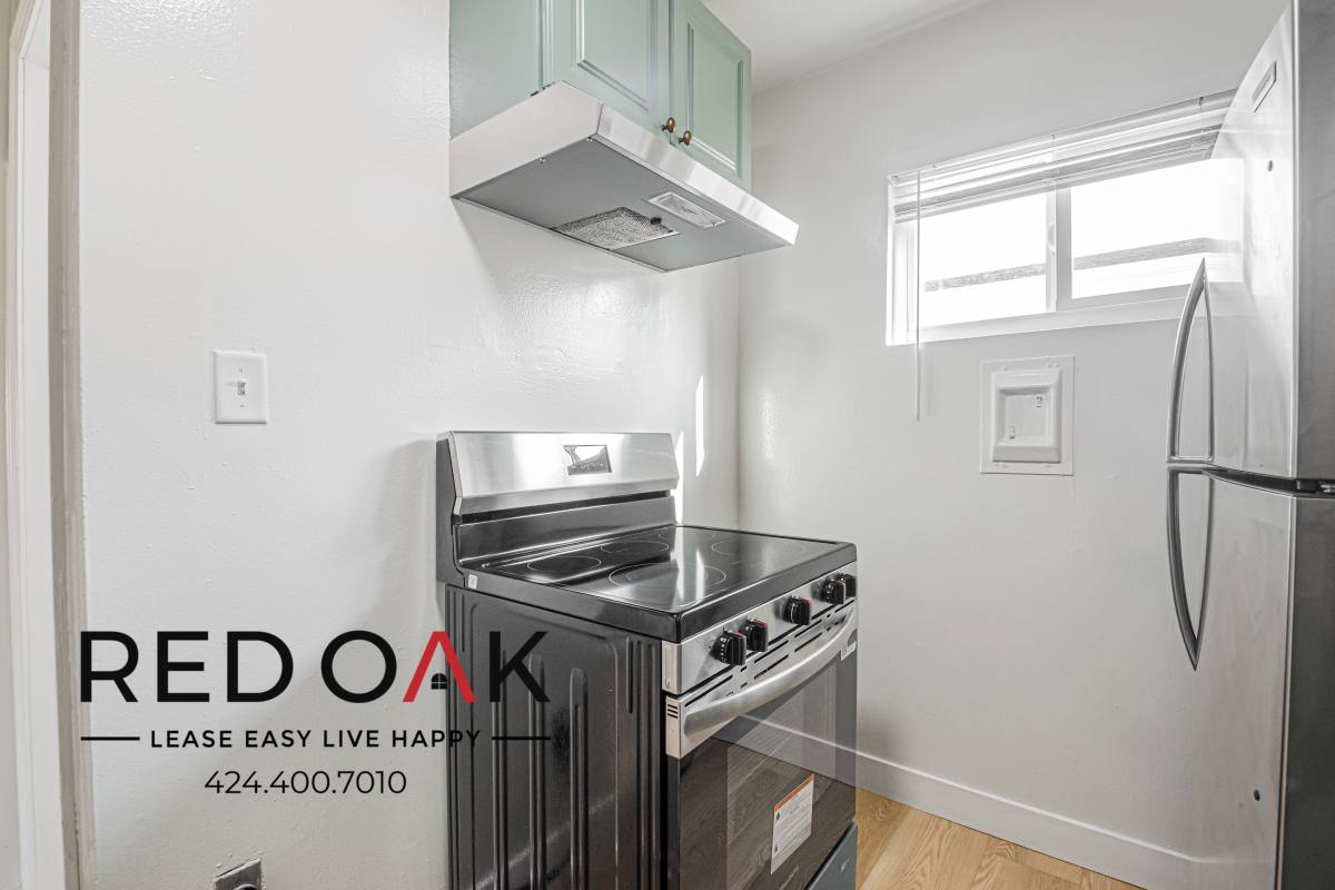 Condo for rent at 2666 Ellendale Place #303, Los Angeles, CA 90007