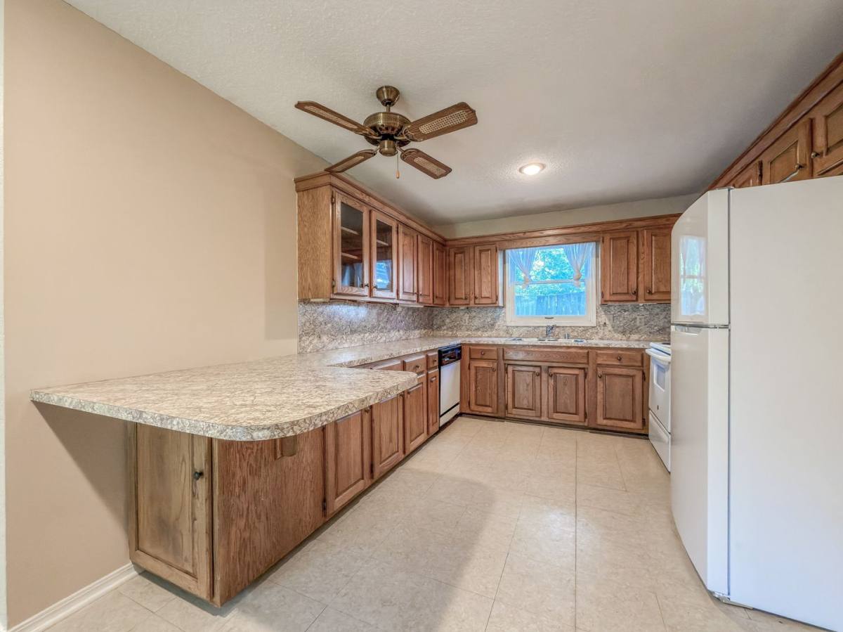 Apartment for rent at 501 May Ave #1, Fort Smith, AR 72901