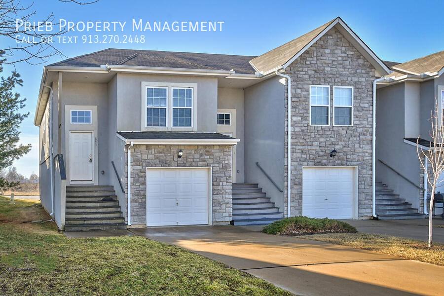 Townhouse for rent at 803 S Woodson Court, Gardner, KS 66030