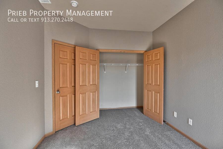 Townhouse for rent at 803 S Woodson Court, Gardner, KS 66030