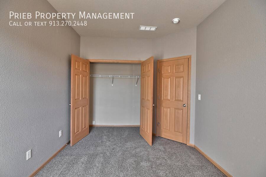 Townhouse for rent at 803 S Woodson Court, Gardner, KS 66030