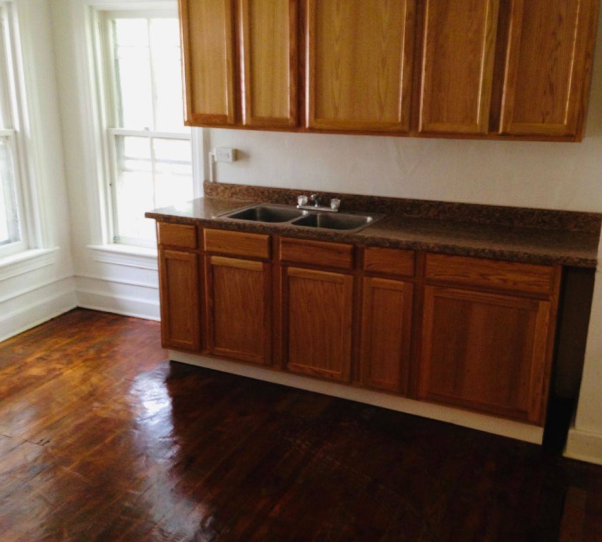 Apartment for rent at 527 E Philadelphia St, York, PA 17403