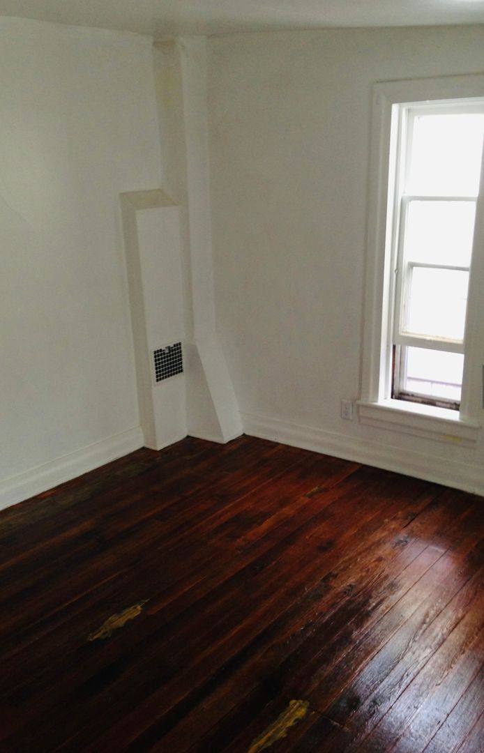 Apartment for rent at 527 E Philadelphia St, York, PA 17403