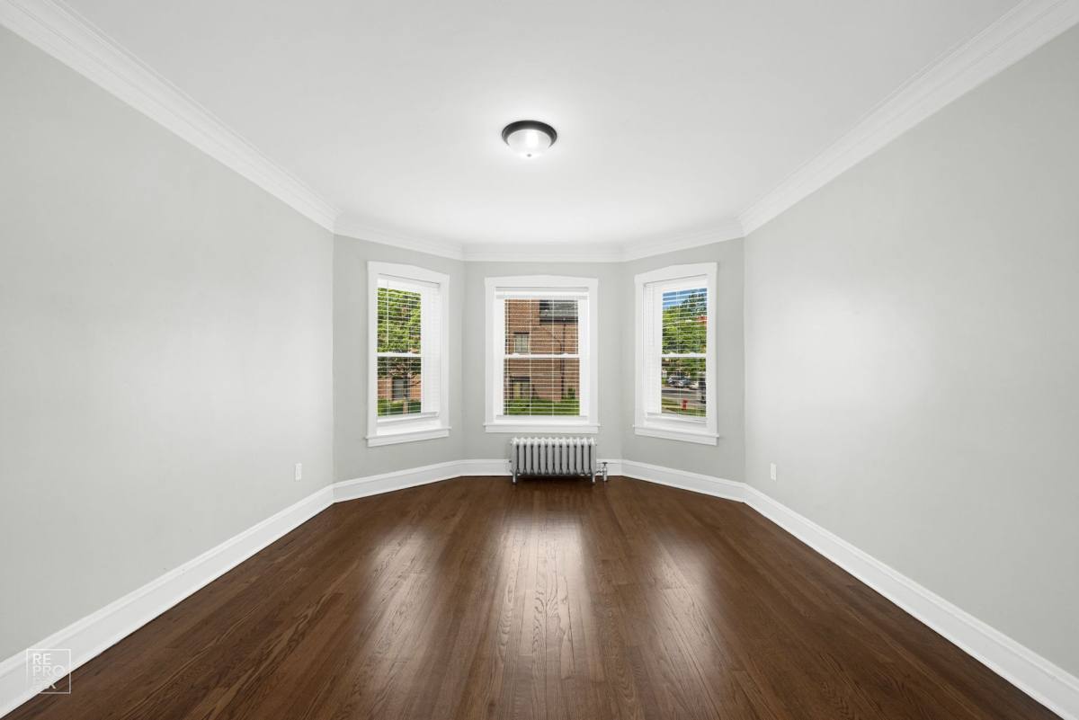 Apartment for rent at 703 N Austin Blvd, Chicago, IL 60644