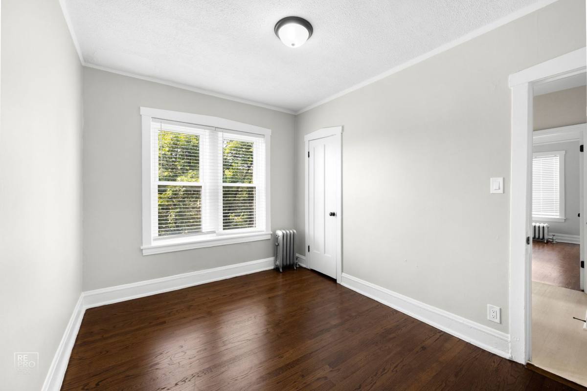 Apartment for rent at 703 N Austin Blvd, Chicago, IL 60644