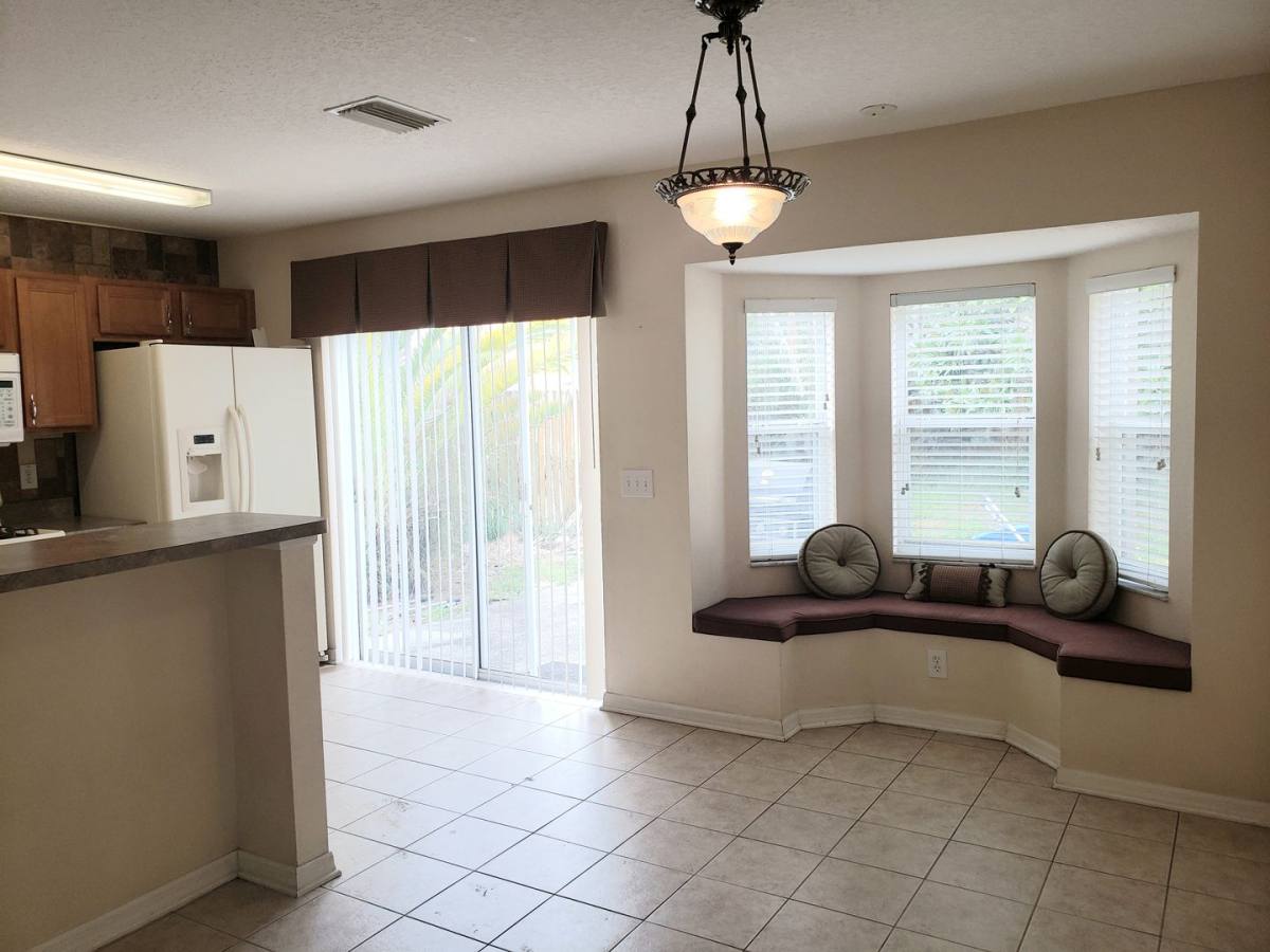 House for rent at 10310 Lakeside Vista Dr, Riverview, FL 33569