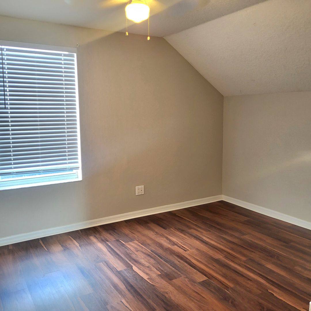 House for rent at 10310 Lakeside Vista Dr, Riverview, FL 33569