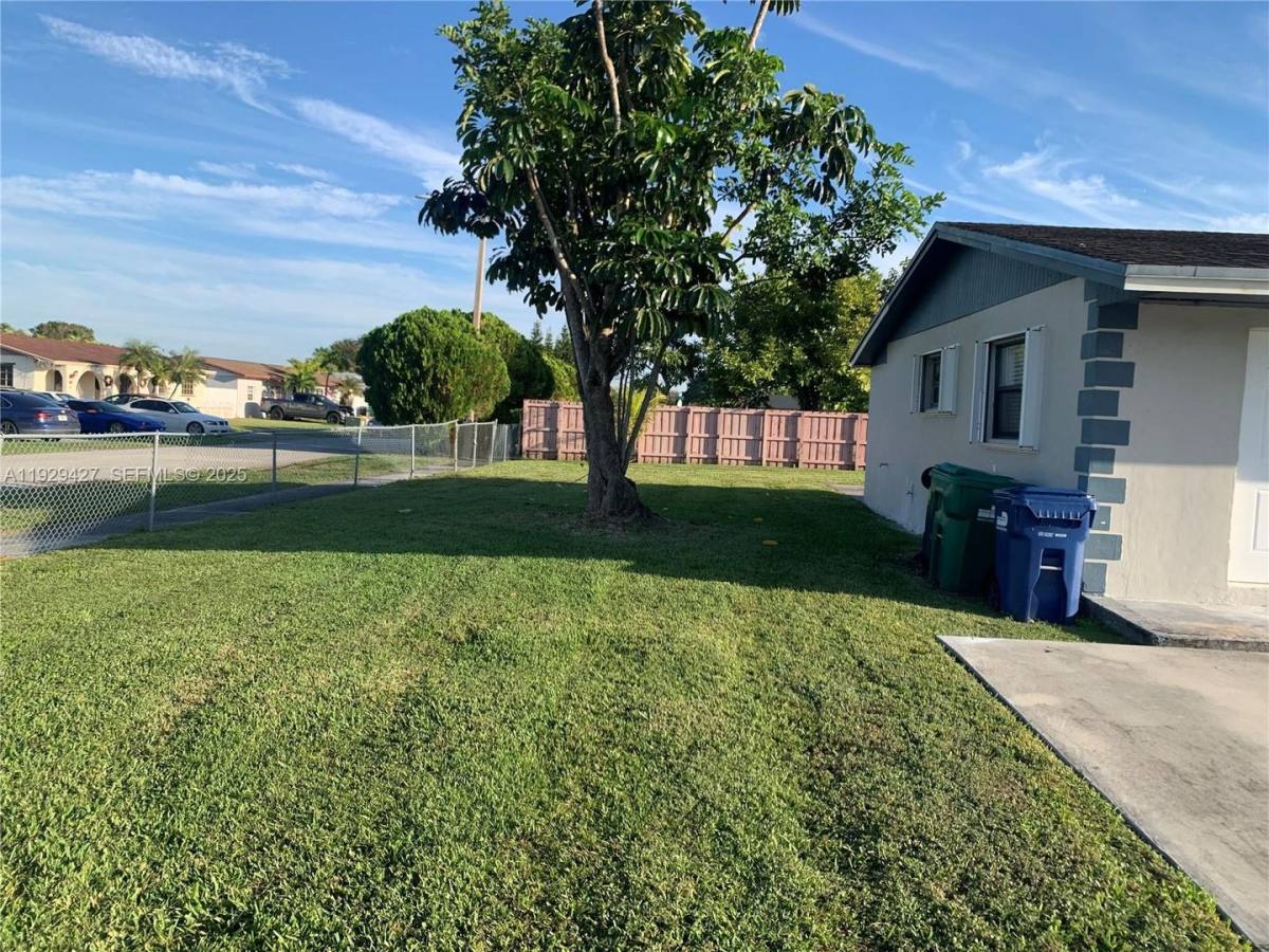House for rent at 14301 SW 105th Ave, Miami, FL 33176