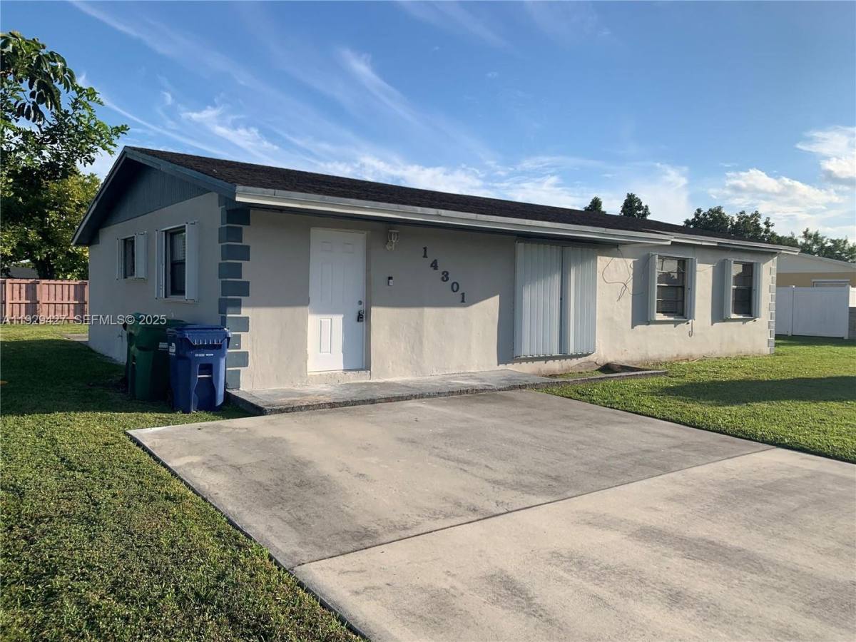 House for rent at 14301 SW 105th Ave, Miami, FL 33176