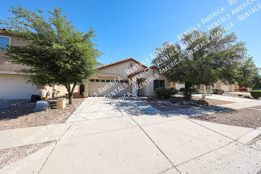 House for rent at 4930 W Desert Dr, Laveen, AZ 85339