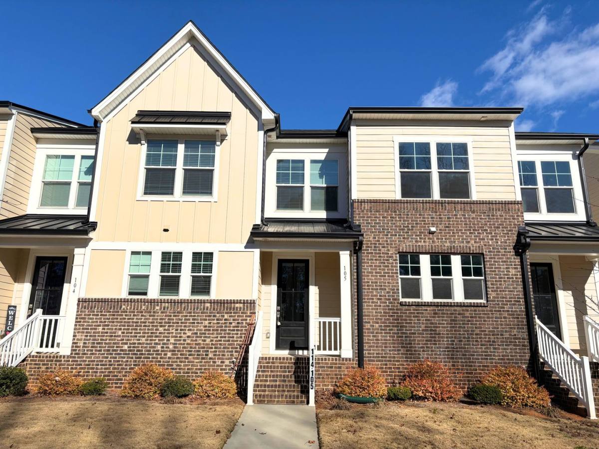 Townhouse for rent at 114 Glencoe Lane #105, Mooresville, NC 28117
