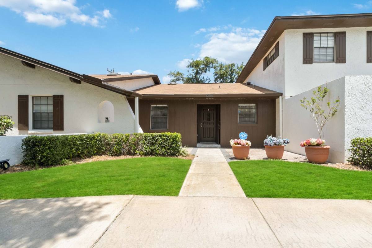 Townhouse for rent at 3528 Bay Court, Saint Cloud, FL 34769