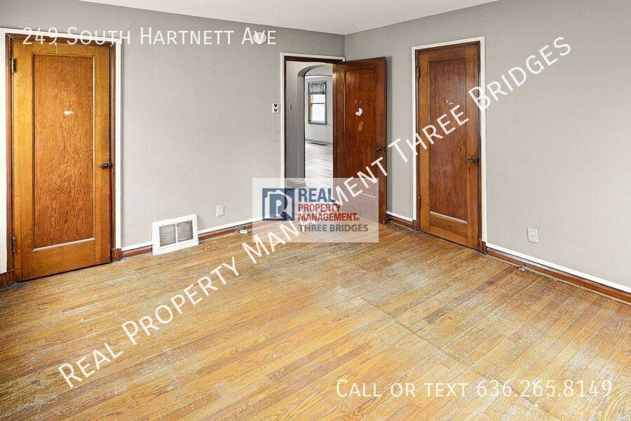 House for rent at 249 S Hartnett Ave, Saint Louis, MO 63135