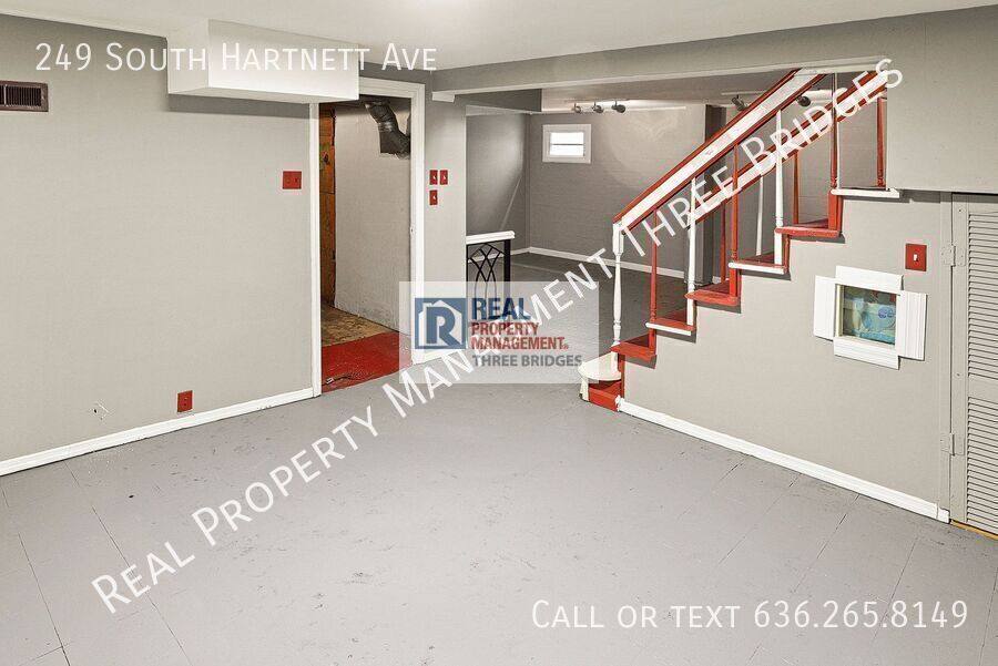 House for rent at 249 S Hartnett Ave, Saint Louis, MO 63135
