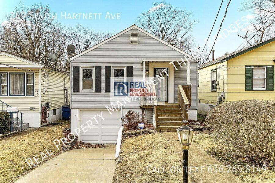 House for rent at 249 S Hartnett Ave, Saint Louis, MO 63135