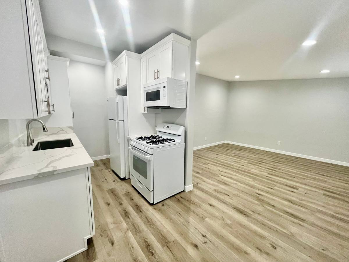 Apartment for rent at 195 Ballantyne St, El Cajon, CA 92020