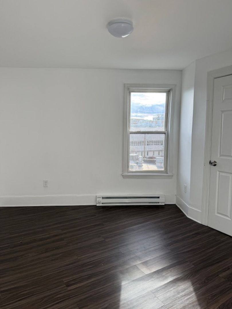Apartment for rent at 510 Maple St, Manchester, NH 03104