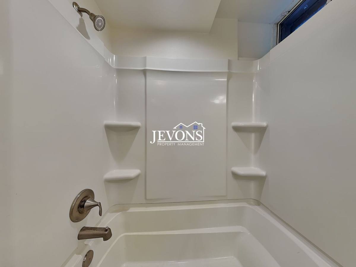 Apartment for rent at 9222 117th SW, Lakewood, WA 98498