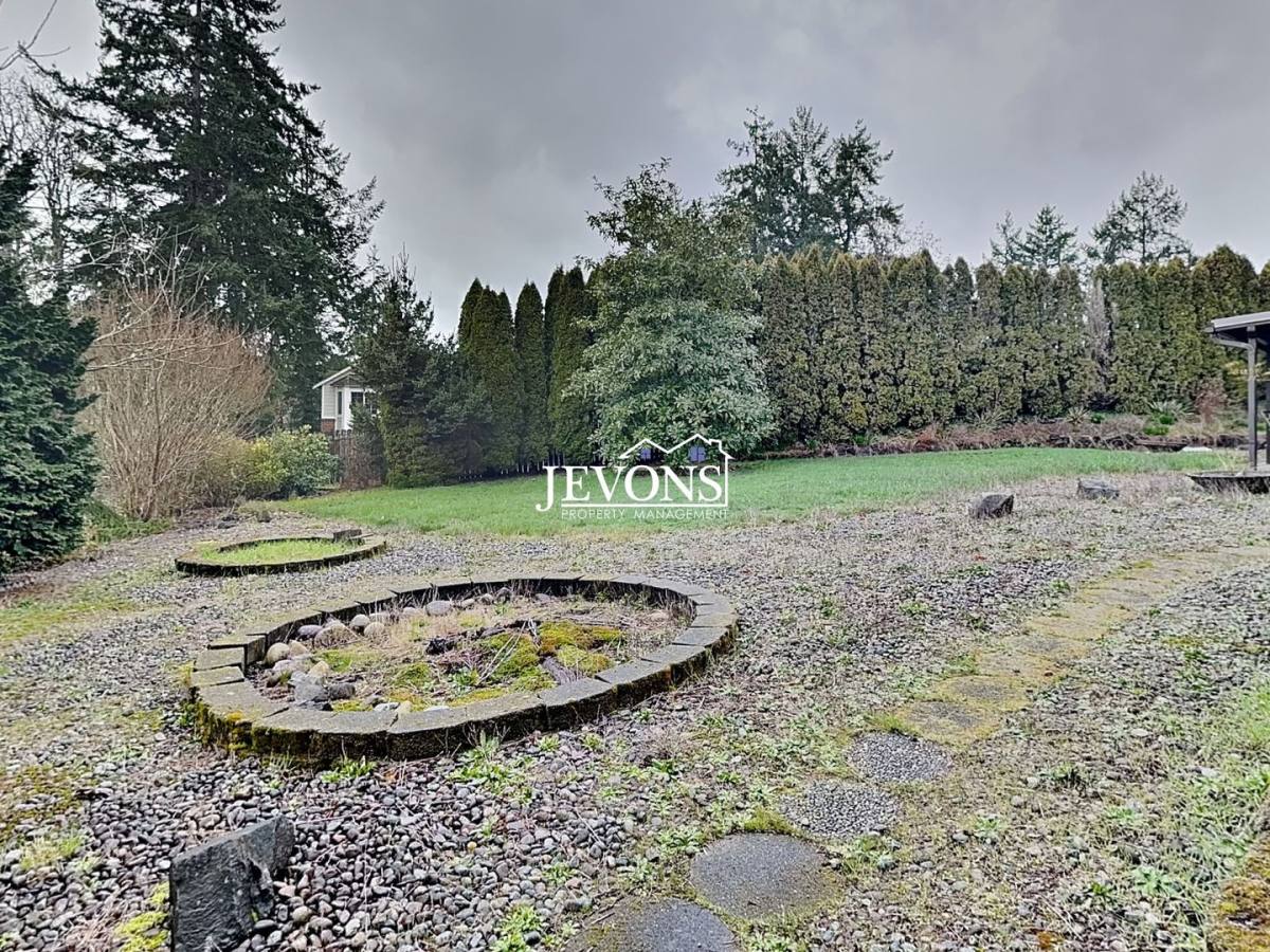 Apartment for rent at 9222 117th SW, Lakewood, WA 98498