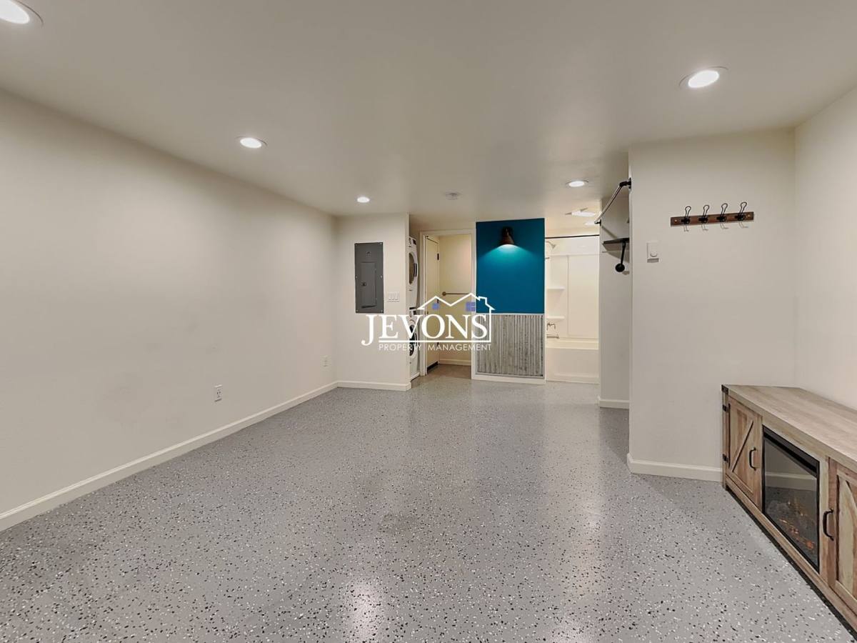 Apartment for rent at 9222 117th SW, Lakewood, WA 98498