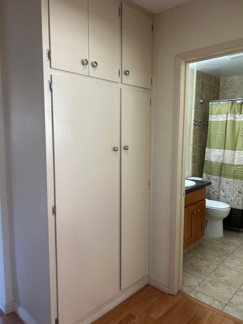 Apartment for rent at 901-905 Centennial St, Los Angeles, CA 90012