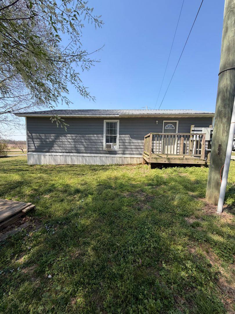 Apartment for rent at 17600 Highway, Gadsden, TN 38337