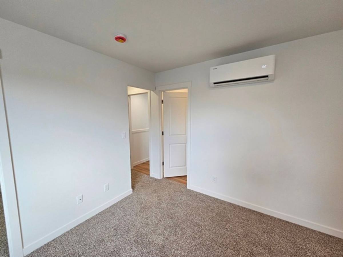 Apartment for rent at 1250 Baxter Rd SE, Salem, OR 97302