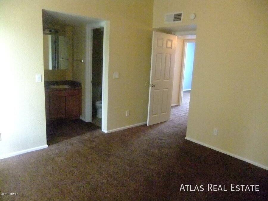 Townhouse for rent at 4828 W Orangewood #103, Glendale, AZ 85301