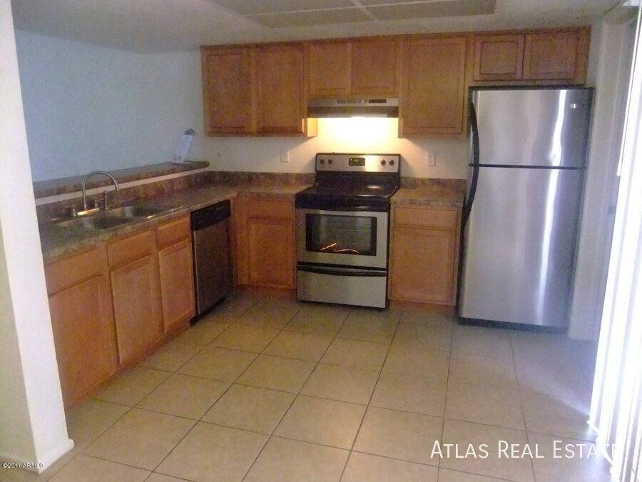 Townhouse for rent at 4828 W Orangewood #103, Glendale, AZ 85301