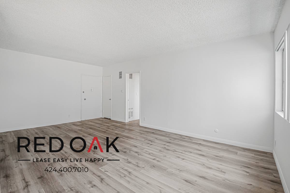 Condo for rent at 7010 Lanewood Ave #303, Los Angeles, CA 90028