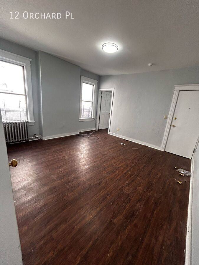 Apartment for rent at 12 Orchard Place, Yonkers, NY 10703