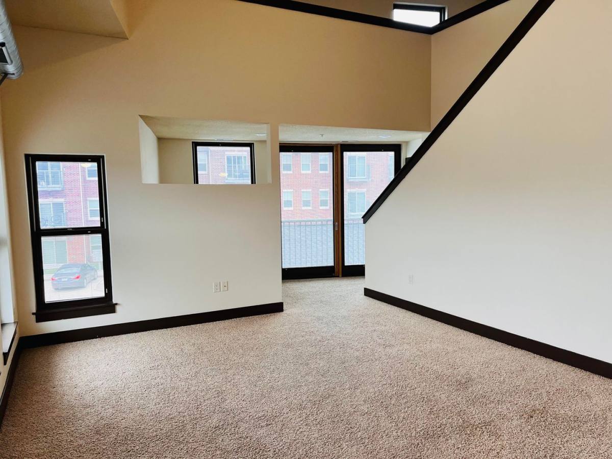 Apartment for rent at 1370 NW 18th St, Ankeny, IA 50023