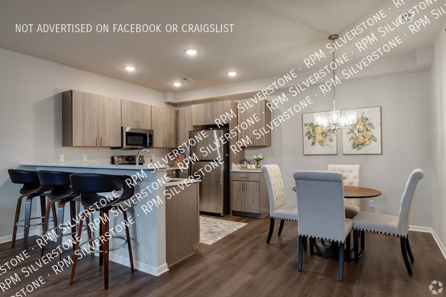 Apartment for rent at 2688 Barrington Square, Auburn Hills, MI 48326