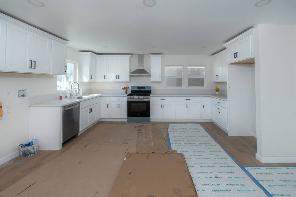 Apartment for rent at 2400 Del Mar Ave, Rosemead, CA 91770