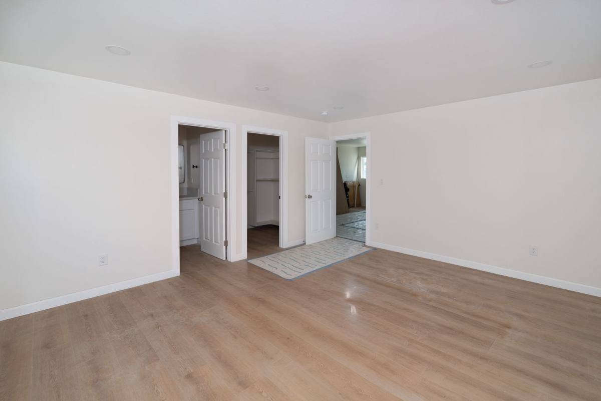 Apartment for rent at 2400 Del Mar Ave, Rosemead, CA 91770
