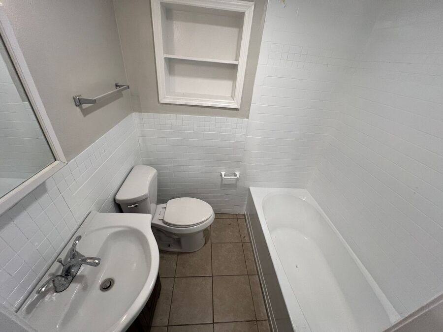 House for rent at 809 1 2 W Warren St, Plant City, FL 33563