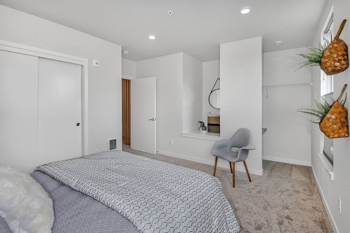 Apartment for rent at 5681-5687 NE Glisan St, Portland, OR 97213