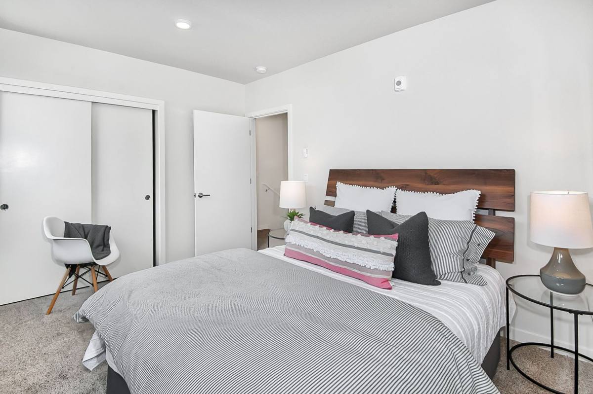 Apartment for rent at 5681-5687 NE Glisan St, Portland, OR 97213