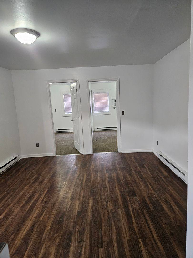 Apartment for rent at 511 S Graham Ave, Carbondale, IL 62901