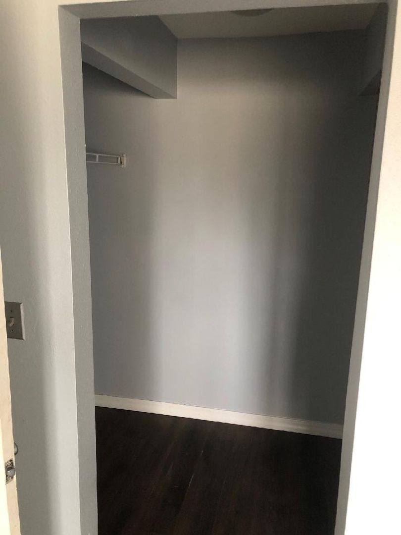 Apartment for rent at 511 S Graham Ave, Carbondale, IL 62901