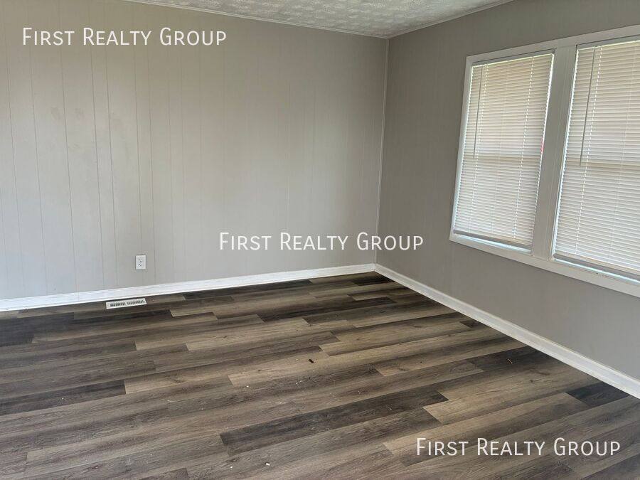 House for rent at 1671 Gummer Ave, Dayton, OH 45403