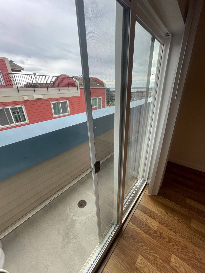 Apartment for rent at 525 1st Ave W, Seattle, WA 98119