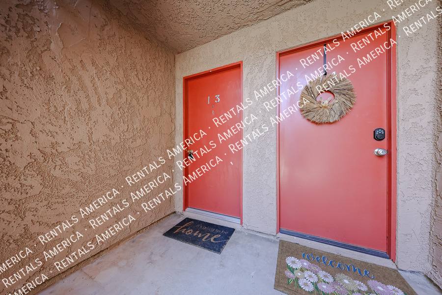 Condo for rent at 5525 E Thomas Rd #I3, Phoenix, AZ 85018