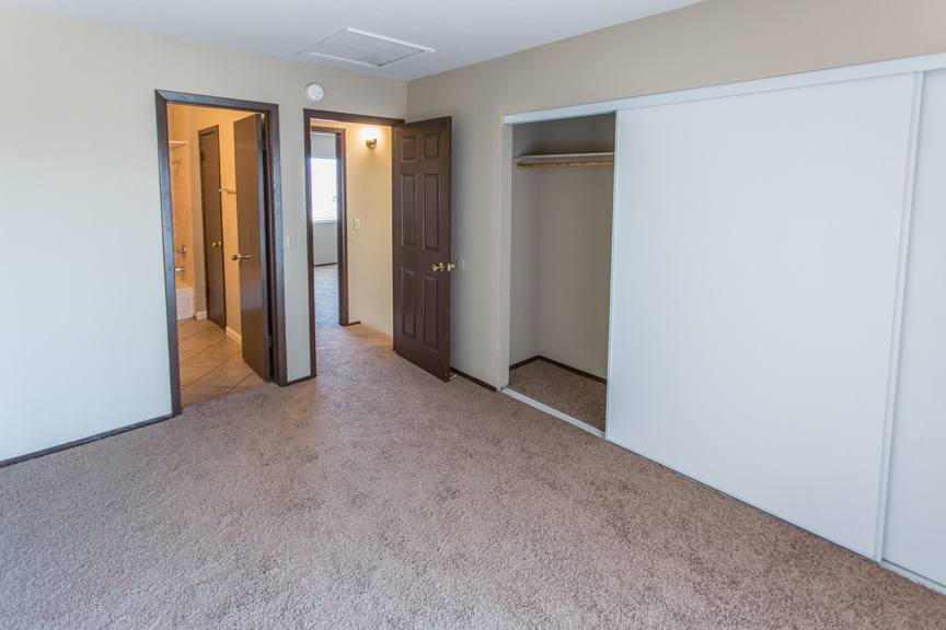Townhouse for rent at 588 Sellers Place, Henderson, NV 89011