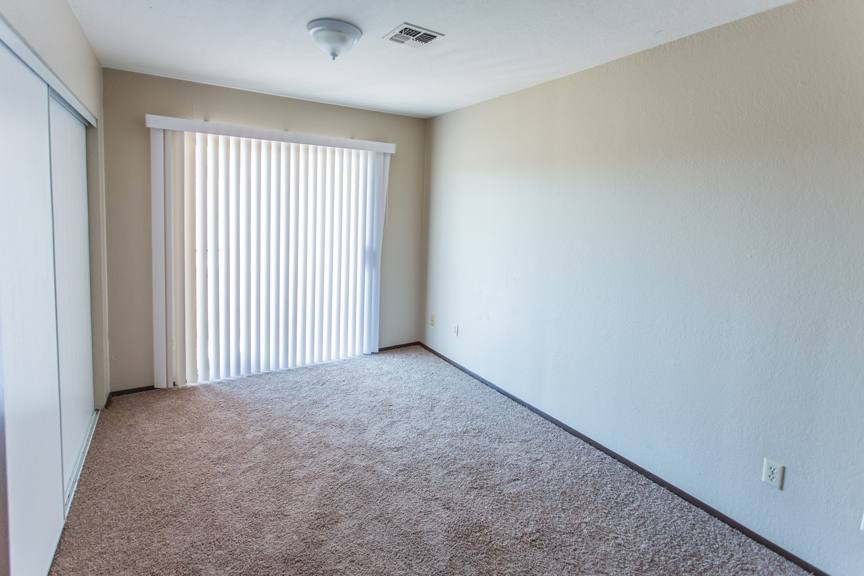 Townhouse for rent at 588 Sellers Place, Henderson, NV 89011