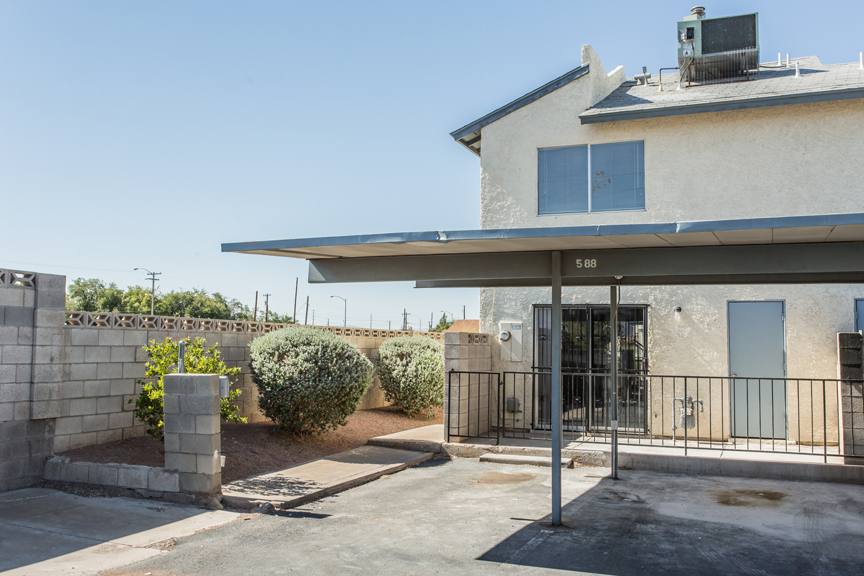 Townhouse for rent at 588 Sellers Place, Henderson, NV 89011