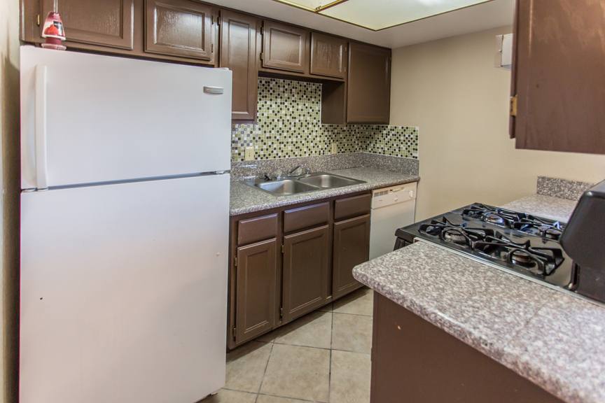 Townhouse for rent at 588 Sellers Place, Henderson, NV 89011