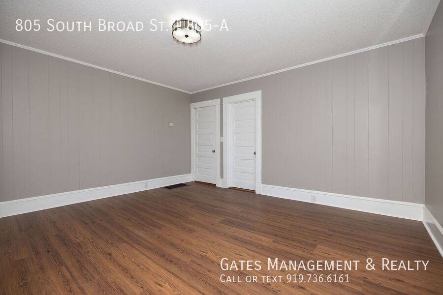 Apartment for rent at 805 S Broad St #805-A, Burlington, NC 27215