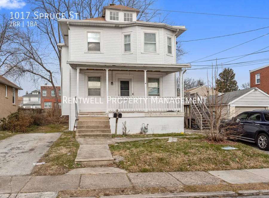 Apartment for rent at 1017 Spruce St, Darby, PA 19023