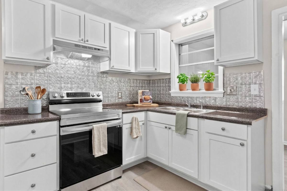 Apartment for rent at 500 Bethania Rural Hall Rd, Rural Hall, NC 27045